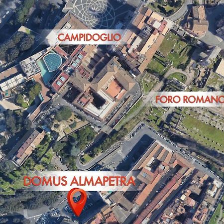 Апартаменти Domus Almapetra Ai Fori Imperiali Рим Екстер'єр фото
